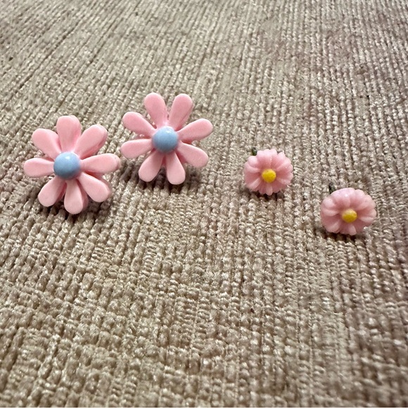 Hand Crafted Jewelry - 2 pairs of Baby Pink Flower Earrings